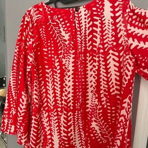 Women’s Manuhealii Welina top size Small.